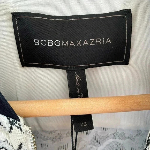 BCBGMaxAzria White and Black Lace Bomber Jacket Sz XS - Picture 4 of 9